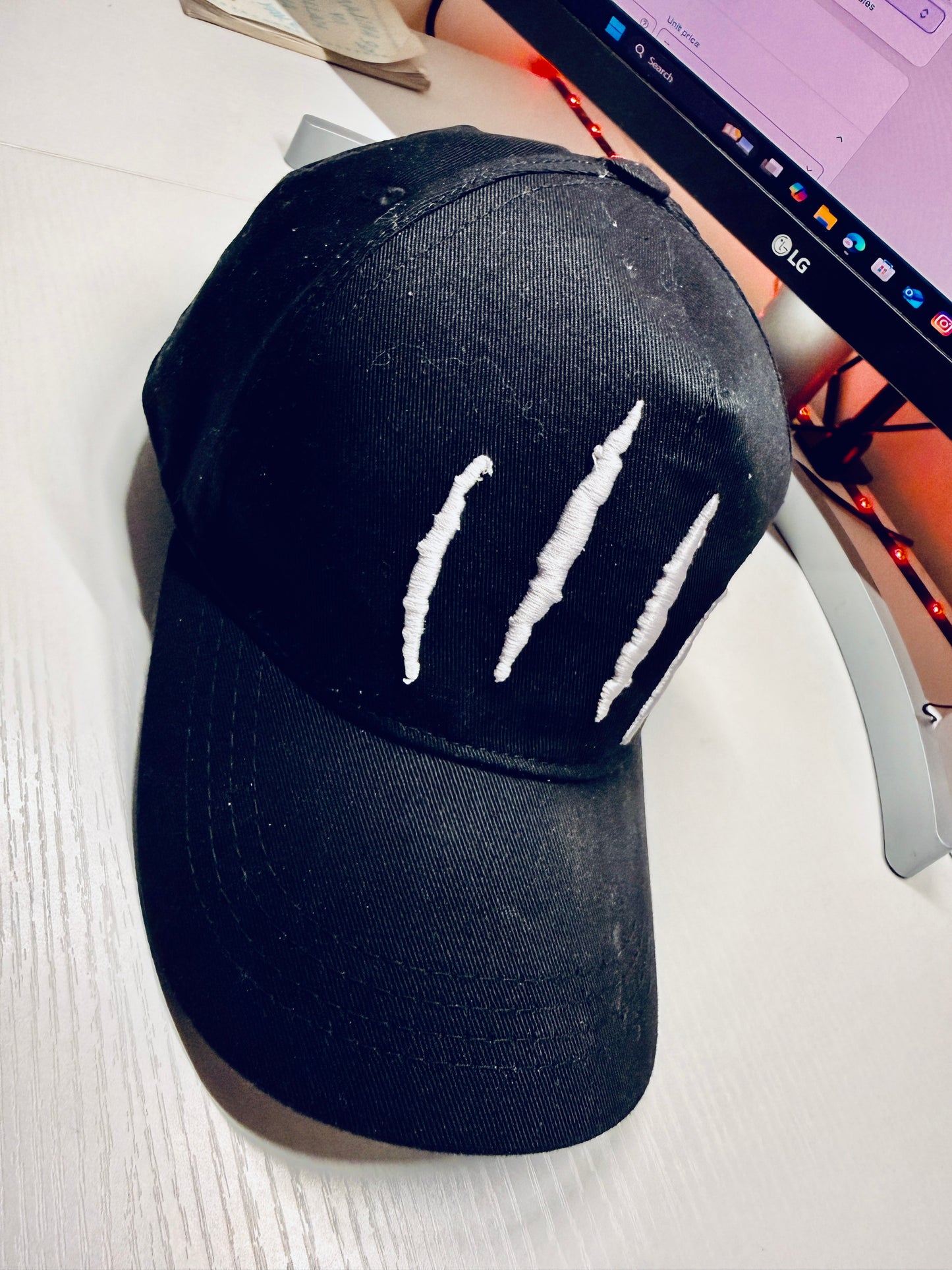 Grizzly Drip Black caps