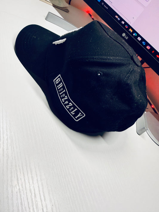 Grizzly Drip Black caps